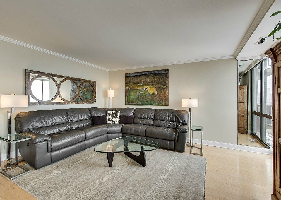 1st image of 2314 N Lincoln Park W APT 16S