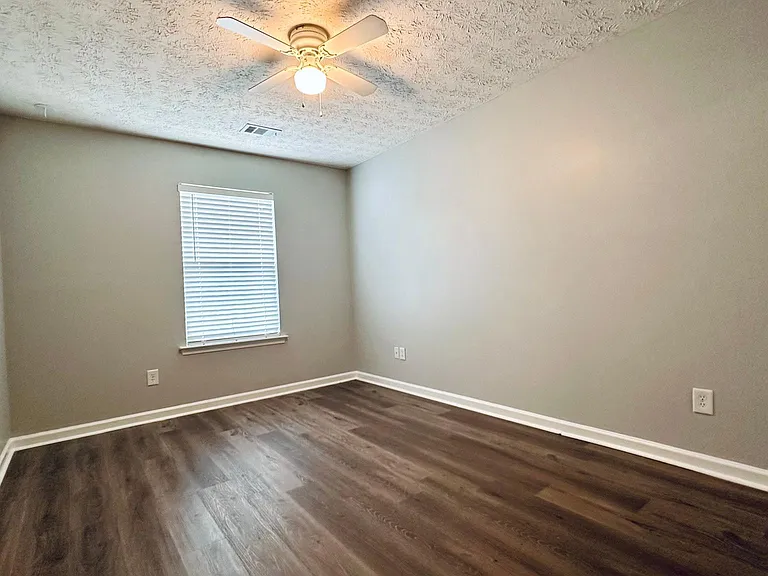 5525 Mountain Top Pl — Photo 14