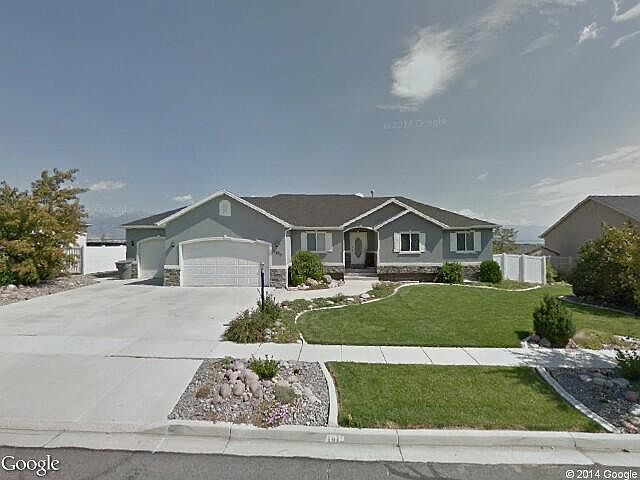 1st image of 1072 N Mustang Ln