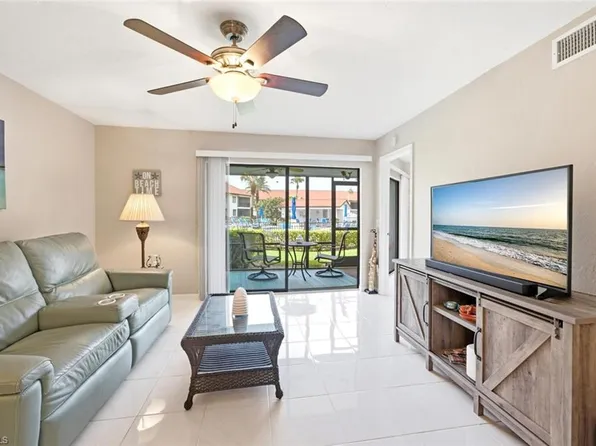 4987 Pepper CIR #107, NAPLES, FL 34113