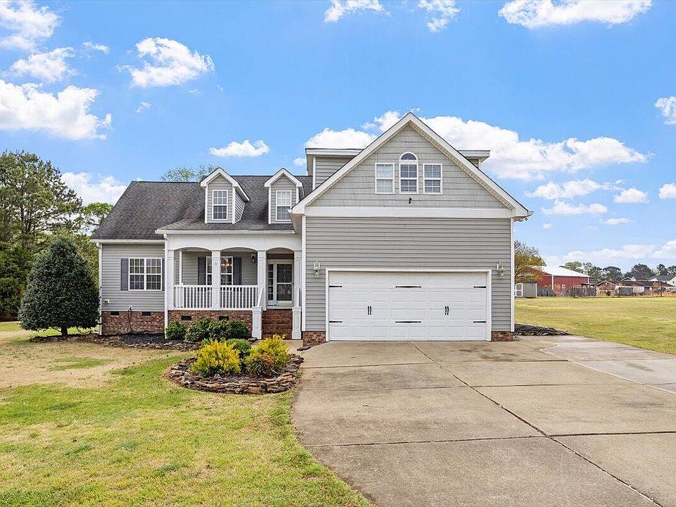 1st image of 118 Victory Cir