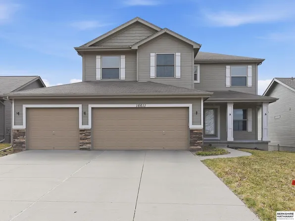 16611 Dora Hamann Pkwy, Omaha, NE 68116