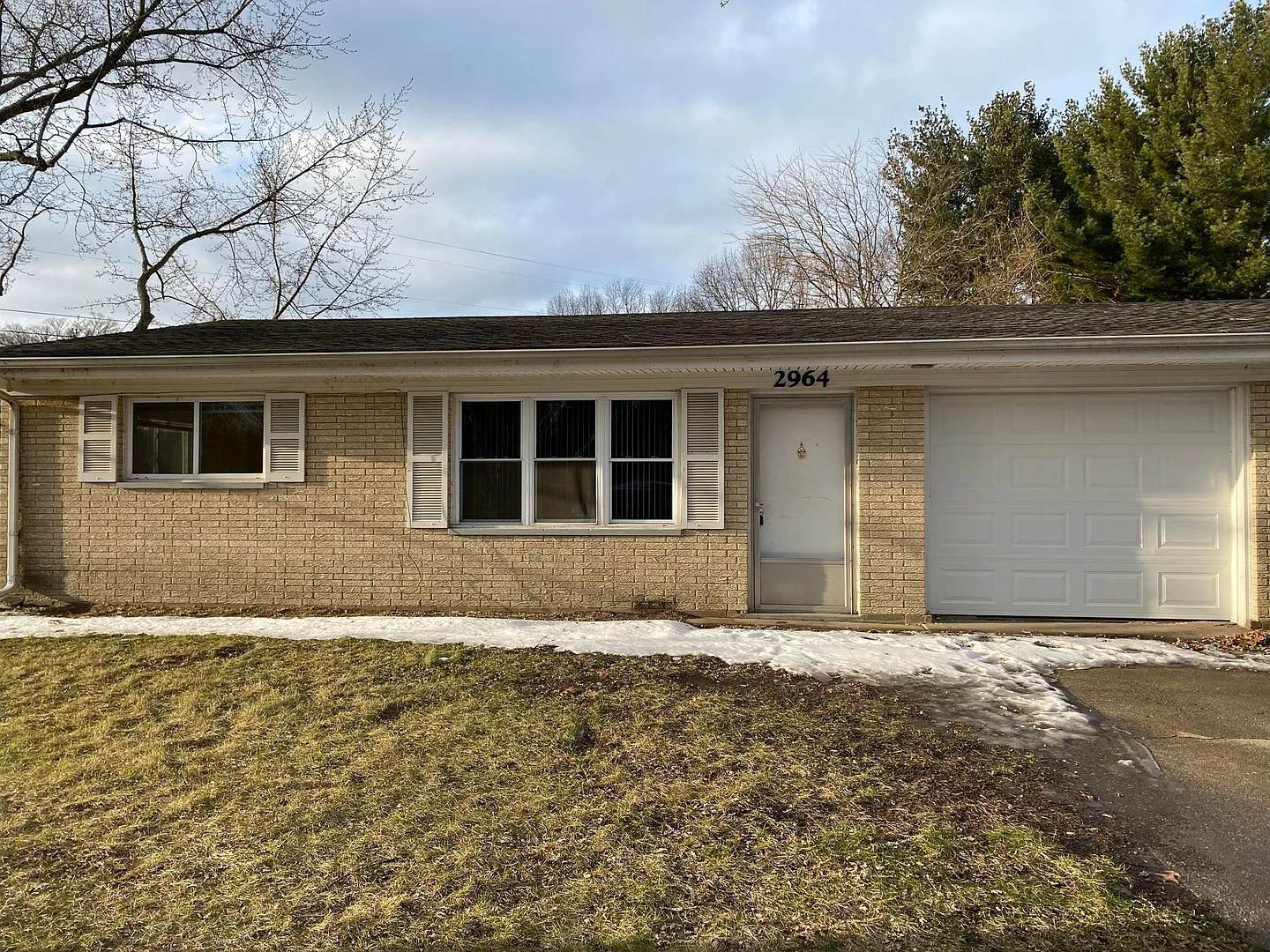 2br/1bath duplex in Stevensville — Photo 1