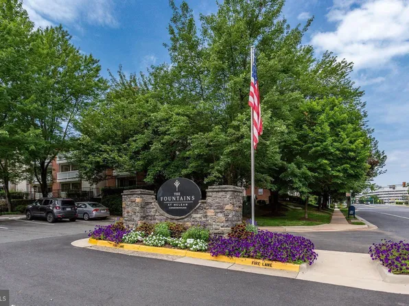 1504 Lincoln Way APT 102, Mc Lean, VA 22102