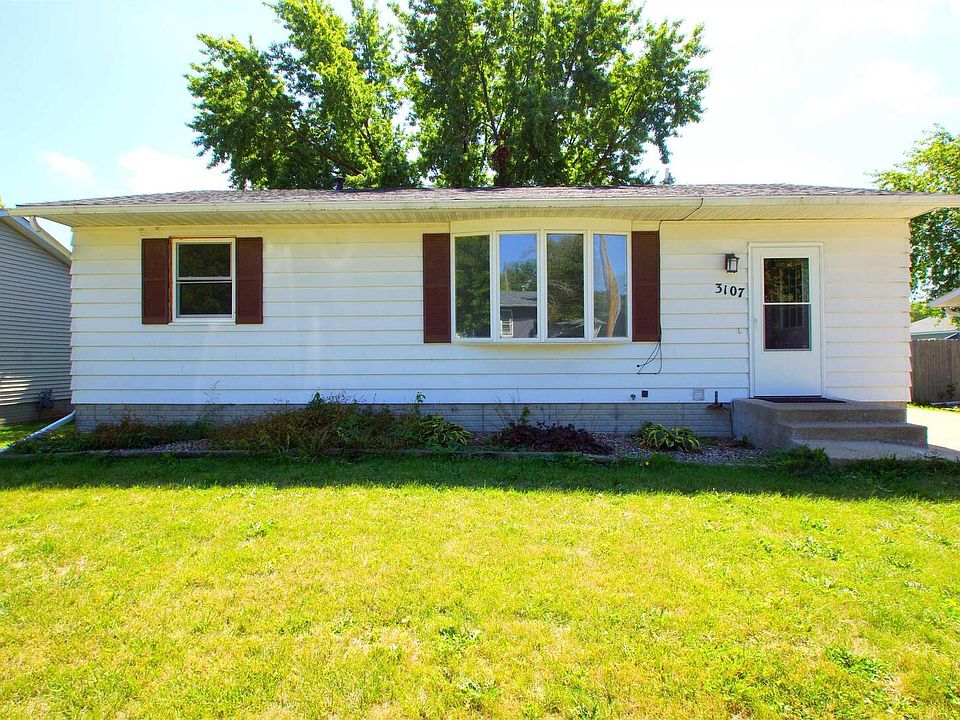 1st image of 3107 W 66th St