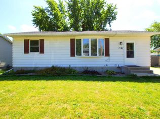 3107 W 66th St, Davenport, IA 52806