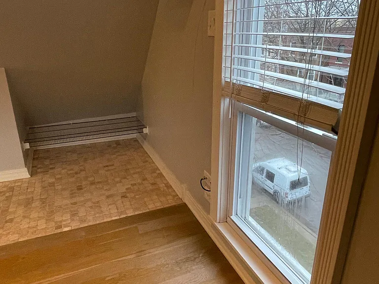 2847 W Dickens Ave #3 — Photo 5
