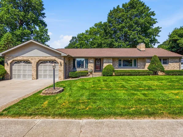 (undisclosed Address), Mahomet, IL 61853
