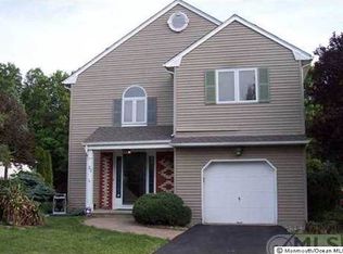 27 Shelly Rd, Old Bridge, NJ 08857