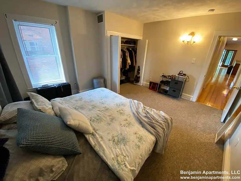 28 Beacon St #2 — Photo 5