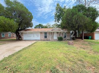 3406 Valley View Rd, Denton, TX 76209