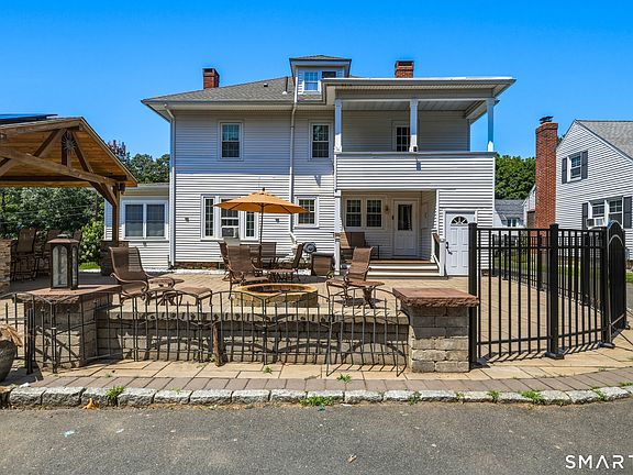 4th image of 22 Sylvan Avenue