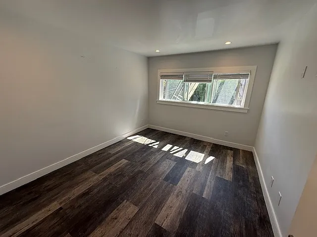 162 Montecito Ave — Photo 6