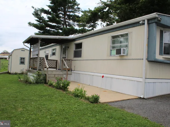 7 Dogwood Dr, Conestoga, PA 17516
