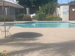 9064 N 68th Ln, Peoria, AZ 85345