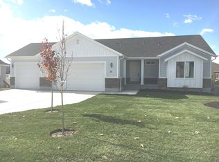 28 S Sterling Loop, Vineyard, UT 84059