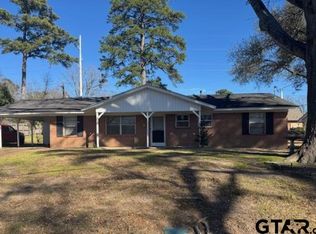 3024 Meadowlark Ln, Tyler, TX 75701