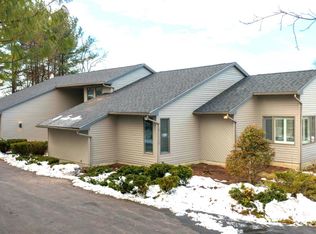 116 Clubhouse Dr, Bernville, PA 19506