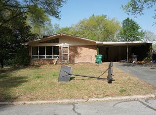 1605 Wendover Dr, High Point, NC 27262