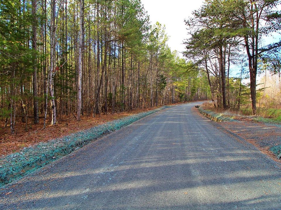 2nd image of 16 Cub Creek Rd Lot 16