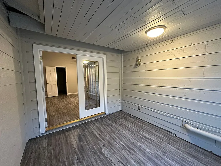 295 Mooring Cir — Photo 19