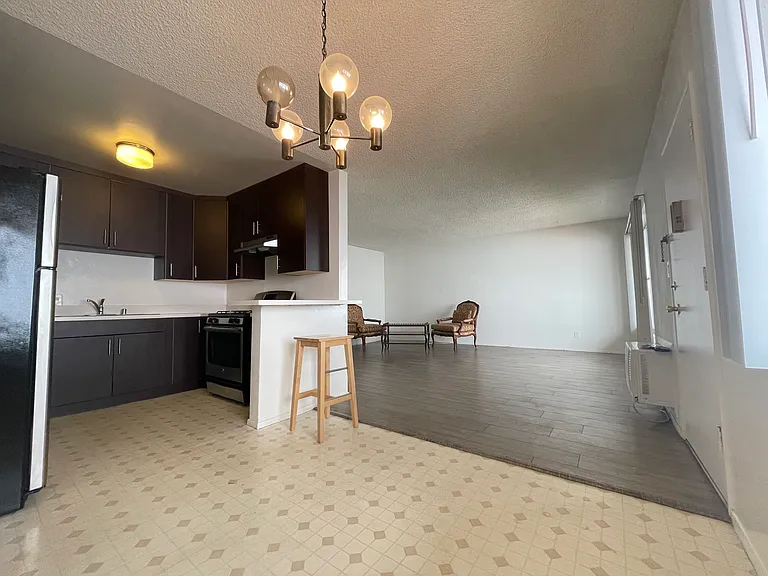 1544 N Fuller Ave #7B — Photo 7