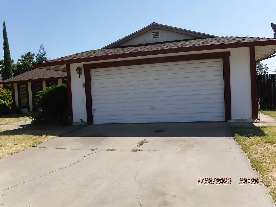 941 Sunwest Dr