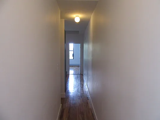 Rented by Lucky Apt Inc | media 33