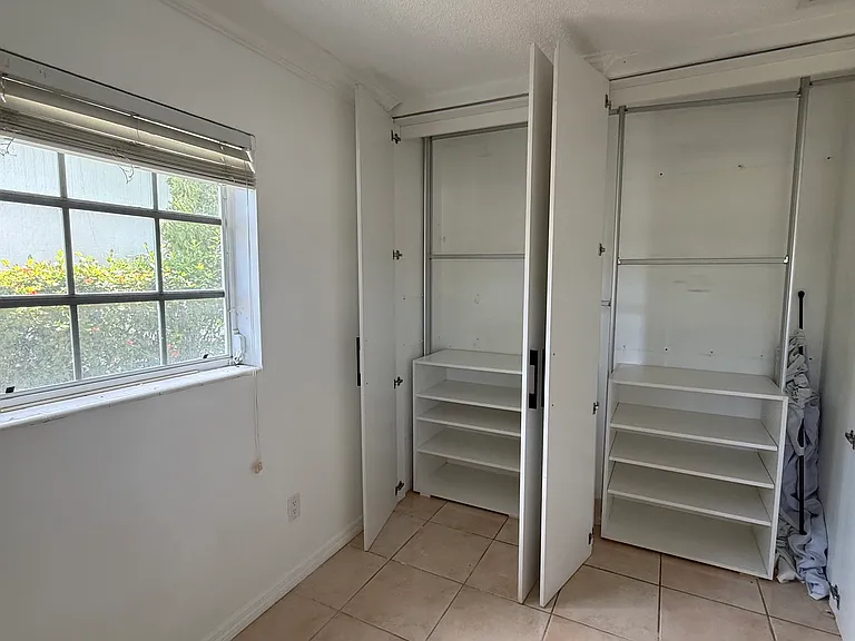 3300 SW 126th Ave — Photo 9
