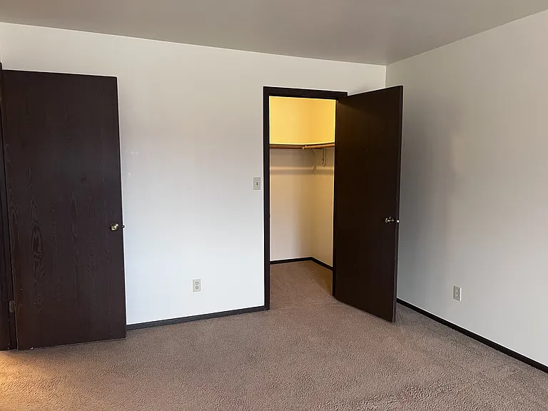 5824-5826 Margery Dr — Photo 3