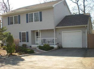 19 Papscoe Rd, Hewitt, NJ 07421