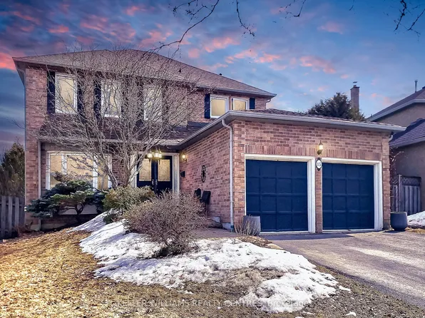 15 Beatty Cres, Aurora, ON L4G 5V2