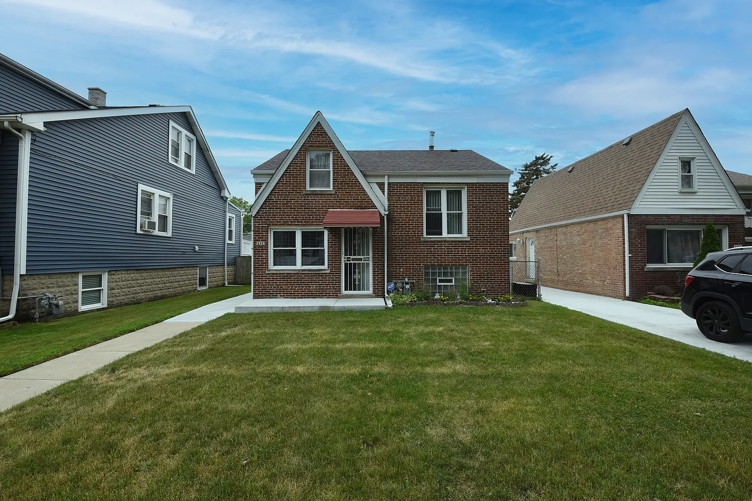 3926 Euclid Ave photo 1