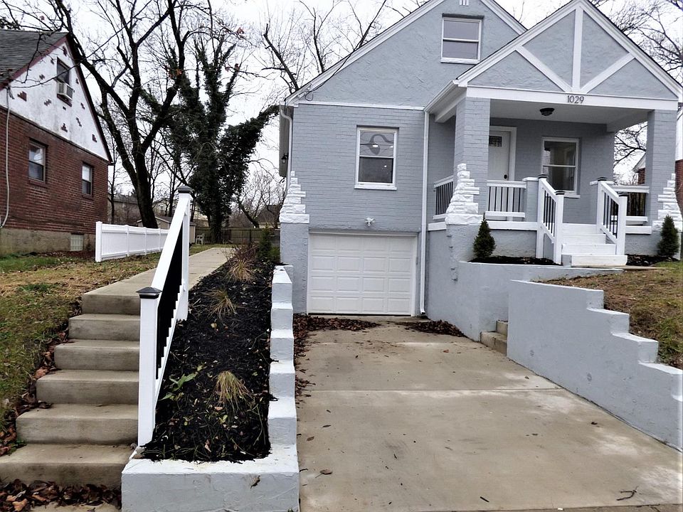 1st image of 1029 Oak Ave