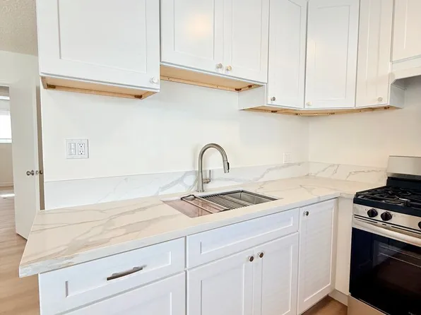 Broadway, 305 N Broadway APT 5, Redondo Beach, CA 90277