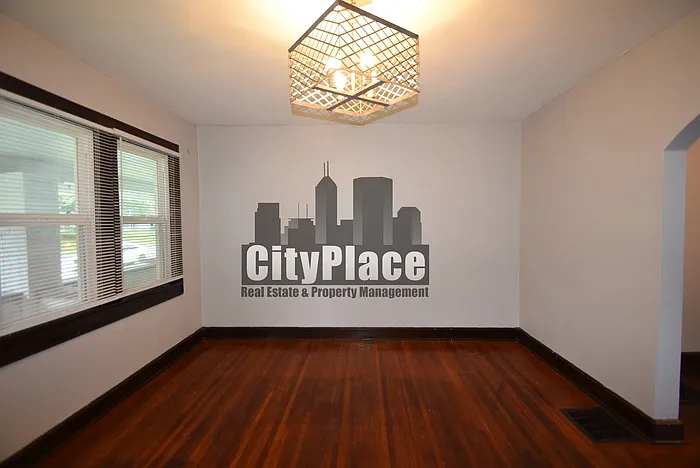 721 N Denny St — Photo 6