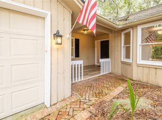 12 Lanyard Ct, Savannah, GA 31411