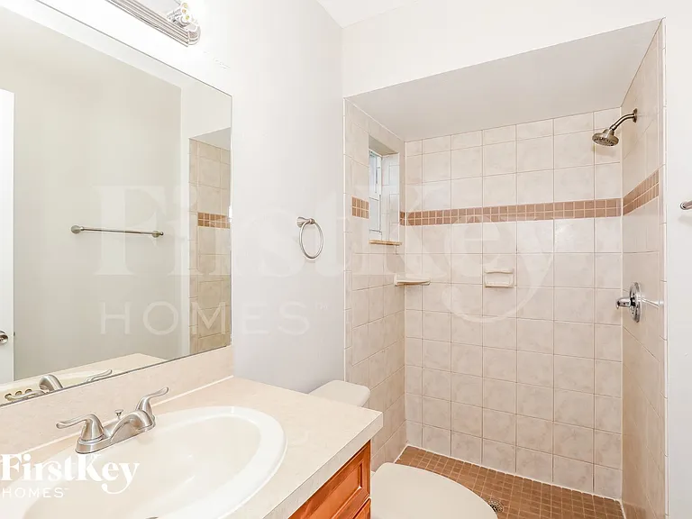 2366 NW 110th Ter — Photo 10