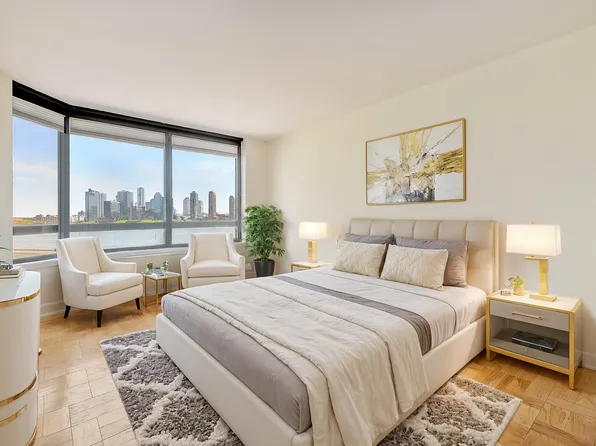 630 First Avenue image 3 of 10