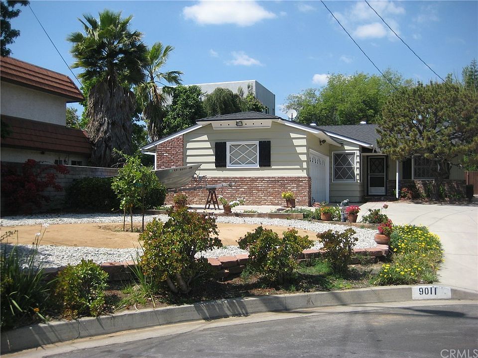1st image of 9011 Youngdale St