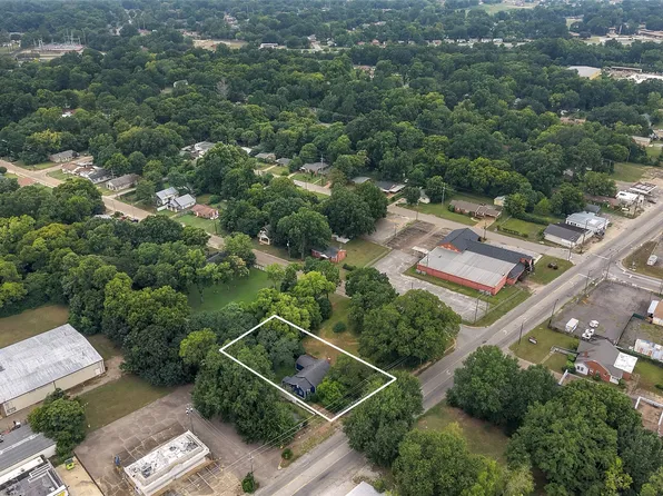 2933 Lower Wetumpka Rd, Montgomery, AL 36110