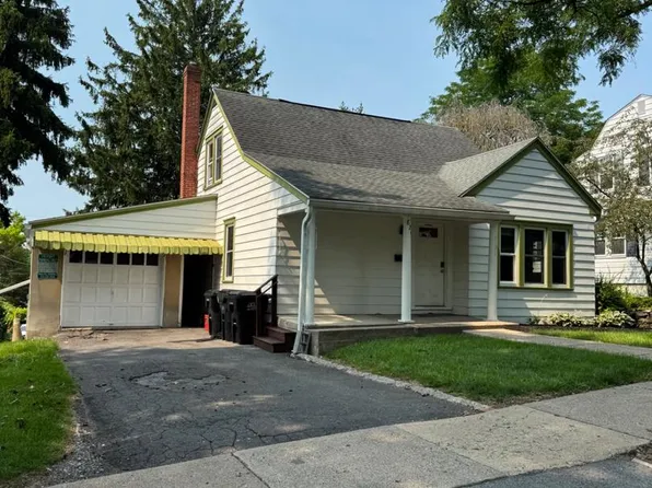 820 S Pugh St, State College, PA 16801