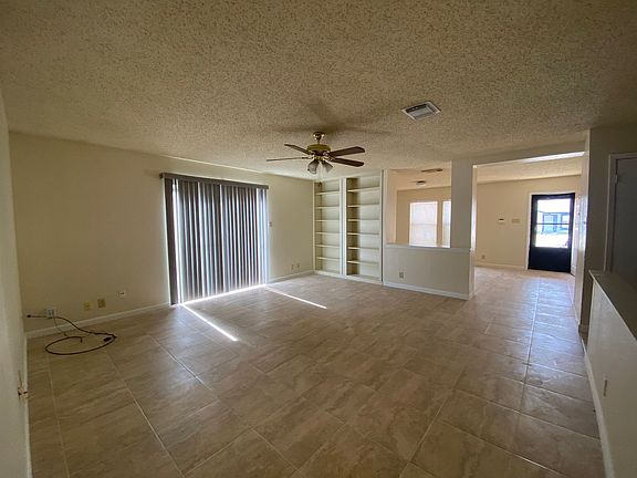 5th image of 11311 Tabletop Ln
