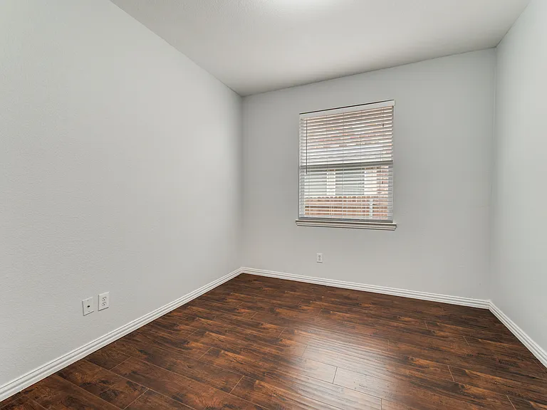 16420 White Rock Blvd — Photo 20