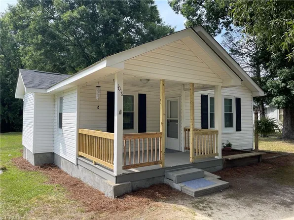 1016 Johnsontown Rd, Thomasville, NC 27360