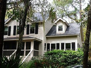 2 Cotton Ln, Hilton Head Island, SC 29928