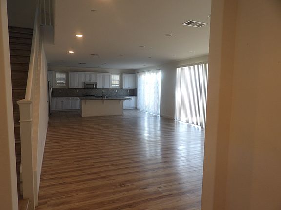 5th image of 3007 E Via Corvina