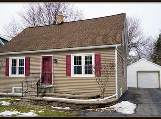 526 Rowley Rd, Depew, NY 14043