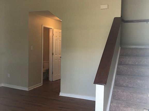 Large Entry Area.