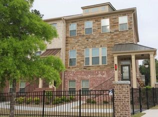 350 Provenance Dr, Sandy Springs, GA 30328